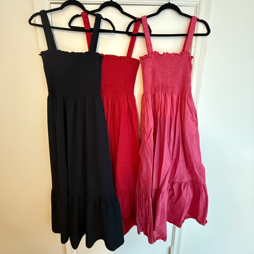 Hill House Anjuli Lot of 3 dresses, pink, red and black